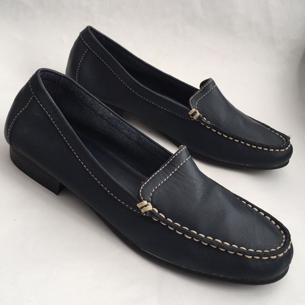 Naturalizer LEATHER! Moccasins loafers slip ons